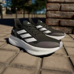 Adidas Men’s Ultraboost 5X Core Black / Cloud White / Carbon