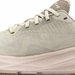 Altra Women's Experience Flow 3 Tan
