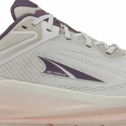 Altra Women's Torin 8 Tan