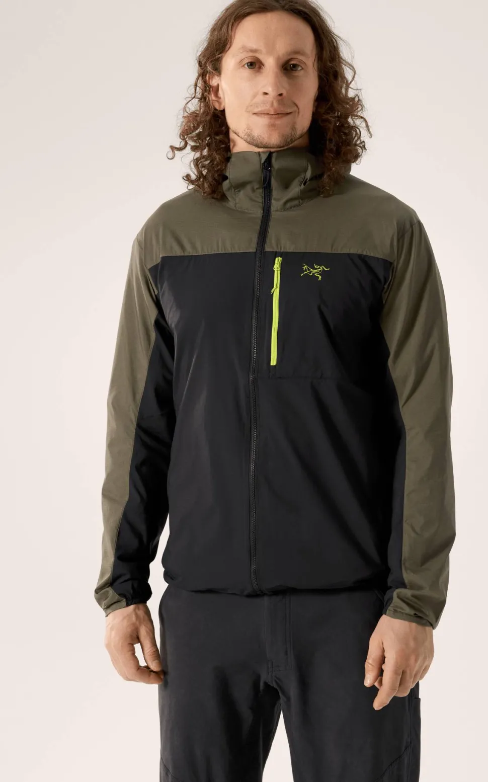 Arc'teryx Men's Squamish Hoody Spotlight