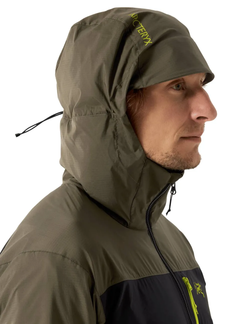 Arc'teryx Men's Squamish Hoody Spotlight