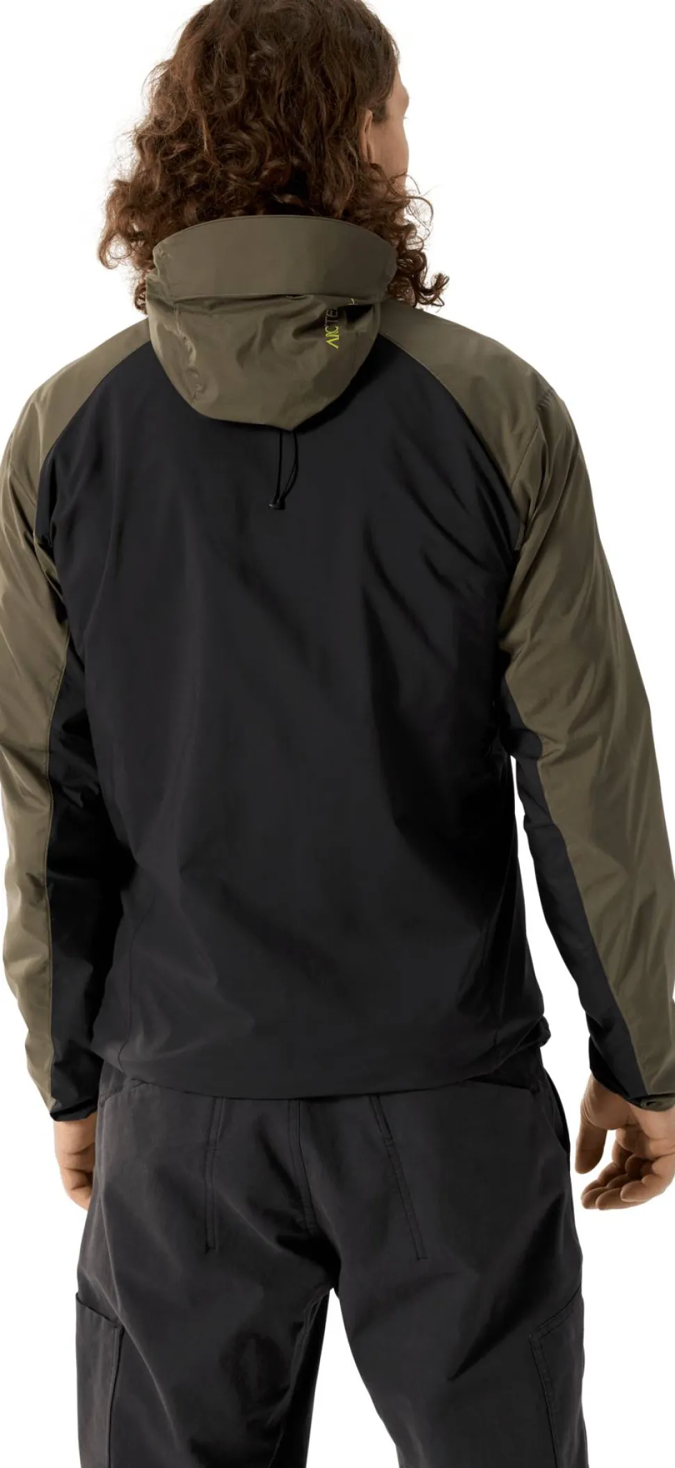 Arc'teryx Men's Squamish Hoody Spotlight