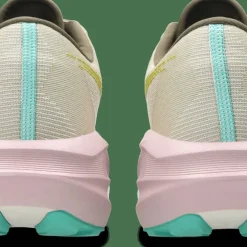 Asics Women's Novablast 5 TR Light Dust/Cacti