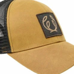Chevalier Symbol Oiler Cap Golden Oak