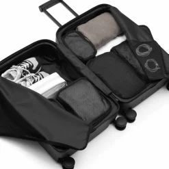 Db Ramverk Check-In Luggage Medium Black Out
