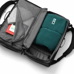 Db Roamer Pro Split Duffel 50L Cappuccino