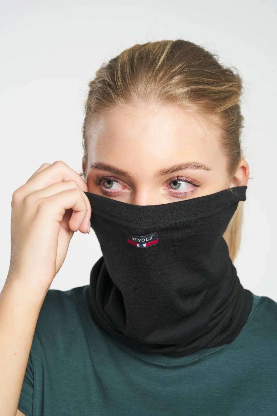 Devold Breeze Merino 150 Headover Black