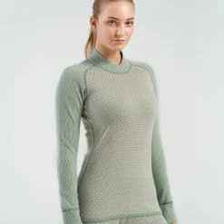 Devold Women's Kvitegga Merino 230 Cross Neck Raw White