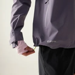 Haglöfs Women's L.I.M Airak GORE-TEX Jacket Purple Fog