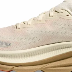 Hoka Women's Clifton 9 GORE-TEX Eggshell / Khaki