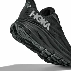 Hoka Women's Clifton 9 GORE-TEX Black / Black