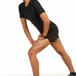 Icebreaker Women's Merino 75 Cool-Lite Featherlight Shortsleeve Crewe Black