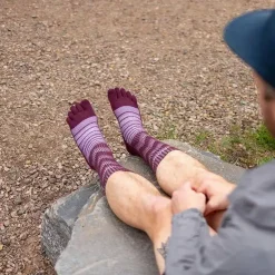 Injinji Outdoor Midweight Crew Wool Garnet