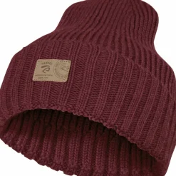 Ivanhoe Ipsum Hat Ruby Wine