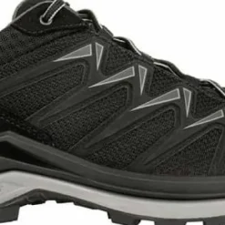 LOWA Men's Innox Pro GORE-TEX Low Black
