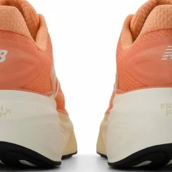 New Balance Women's Fresh Foam X More v6 Peach Nectar
