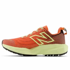 New Balance Women's Fuelcell Venym Gulf Red