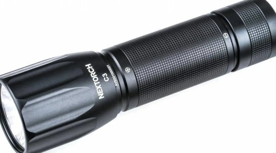 NexTorch C3 Ficklampa 380 Black