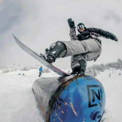 Nitro Men's Cheap Thrills Snowboard Nocolor