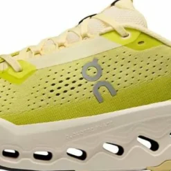 On Men's Cloudsurfer Trail 2 Ivory/Lime