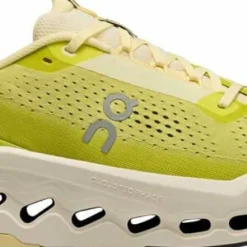 On Men's Cloudsurfer Trail 2 Ivory/Lime
