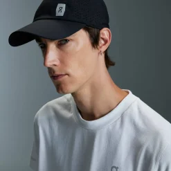On Unisex Lightweight Cap Black