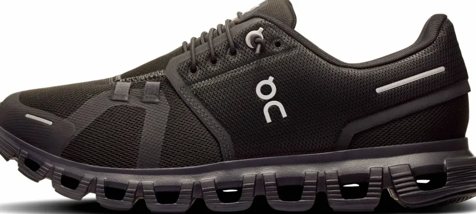 On Women’s Cloud 6 Black/Black