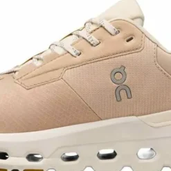 On Women's Cloudrunner 2 Waterproof Sand/Dew