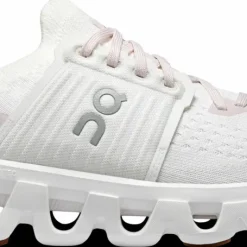 On Women's Cloudswift 4 White/Lily