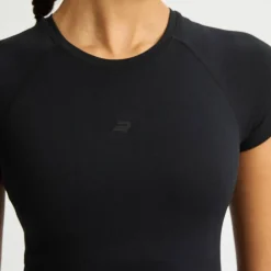 Röhnisch Women's Seamless Flex Tee Black