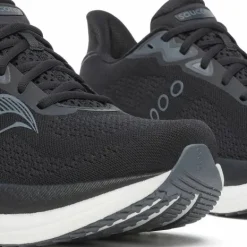 Saucony Men's Triumph 23 Black/white