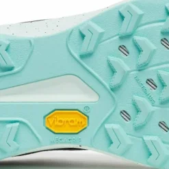 Saucony Women's Peregrine 16 GORE-TEX Black/aqua