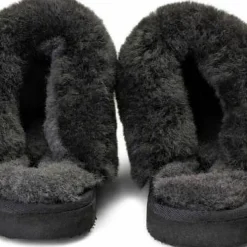 Shepherd of Sweden Women's Jessica Matt Black