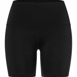 super.natural Women's Liquid Flow Shorts Jet Black