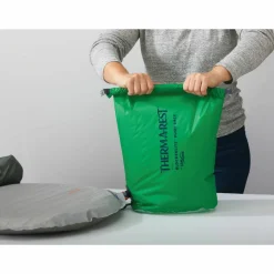 Therm-a-Rest Blockerlite Pump Sack Green