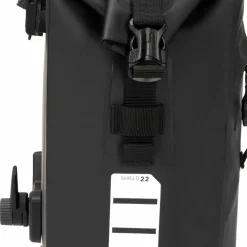 Thule Shield Pannier 22L Black