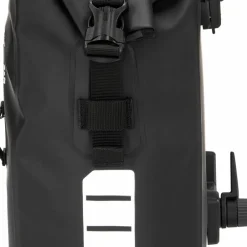 Thule Shield Pannier 22L Black