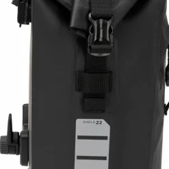 Thule Shield Pannier 22L Black