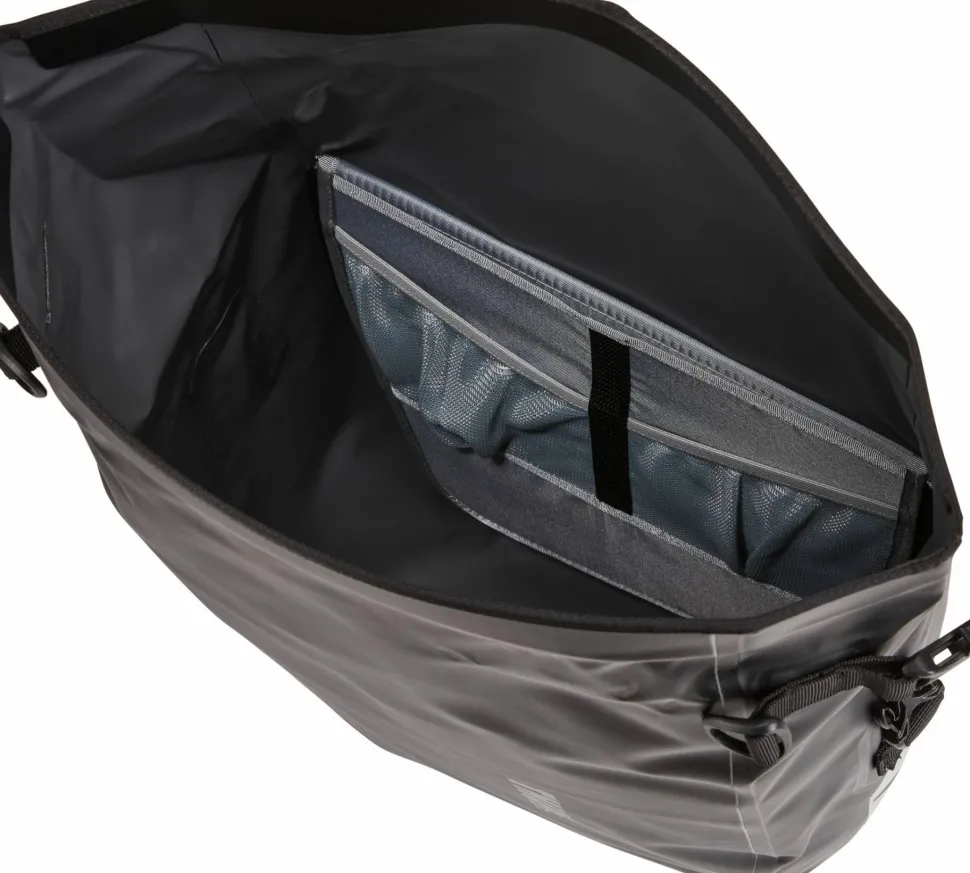 Thule Shield Pannier 25L Pair Black