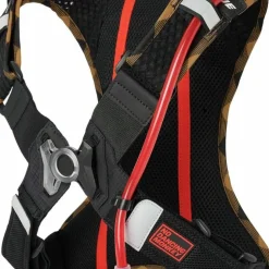 USWE Outlander 2L Hydration Pack Flannel Bronze/black