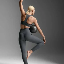 2XU Women's Form Stash Hi-Rise Compression Tights India Ink/India Ink
