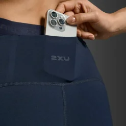 2XU Women's Form Stash Hi-Rise Compression 7/8 Midnight/midnight